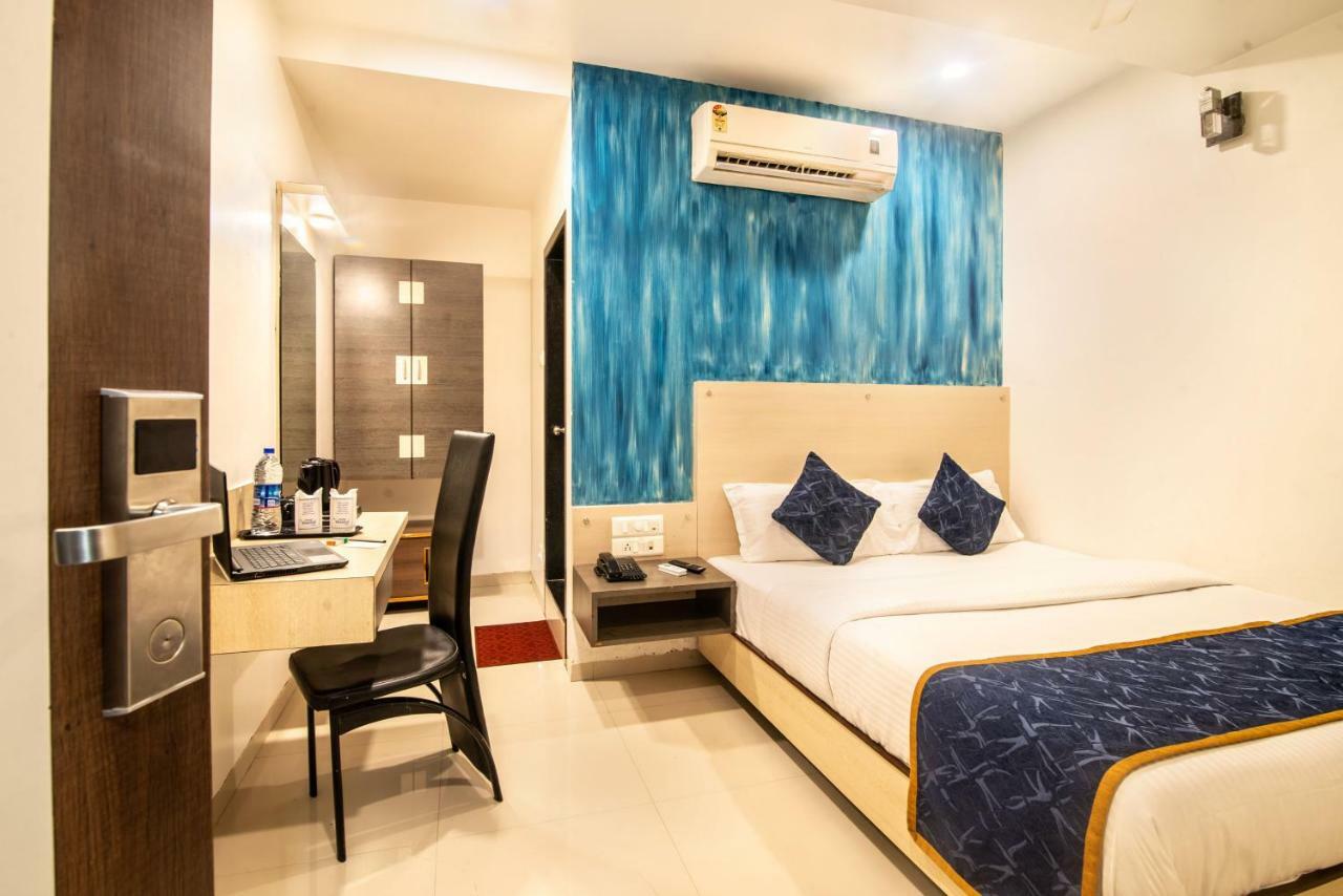 Hotel Sheetal Plaza Σουράτ Εξωτερικό φωτογραφία
